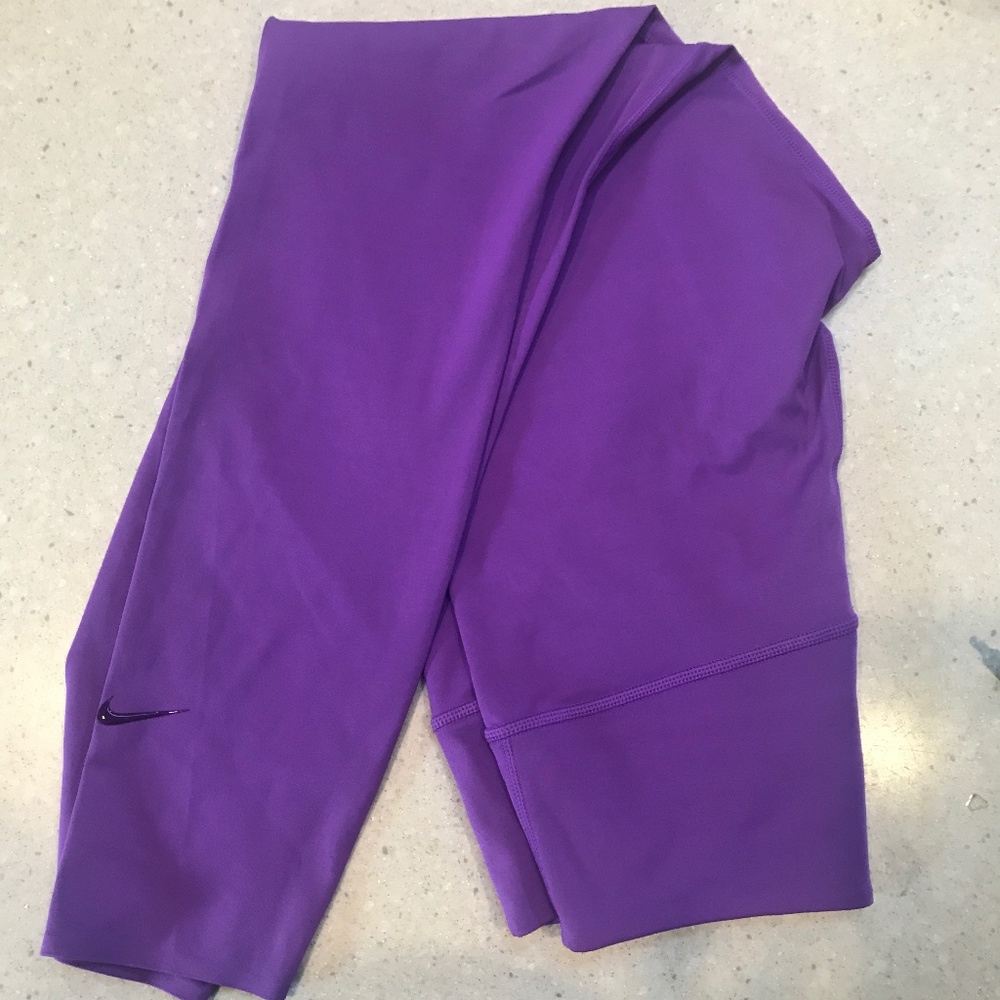 Size small bright purple Nike leggings